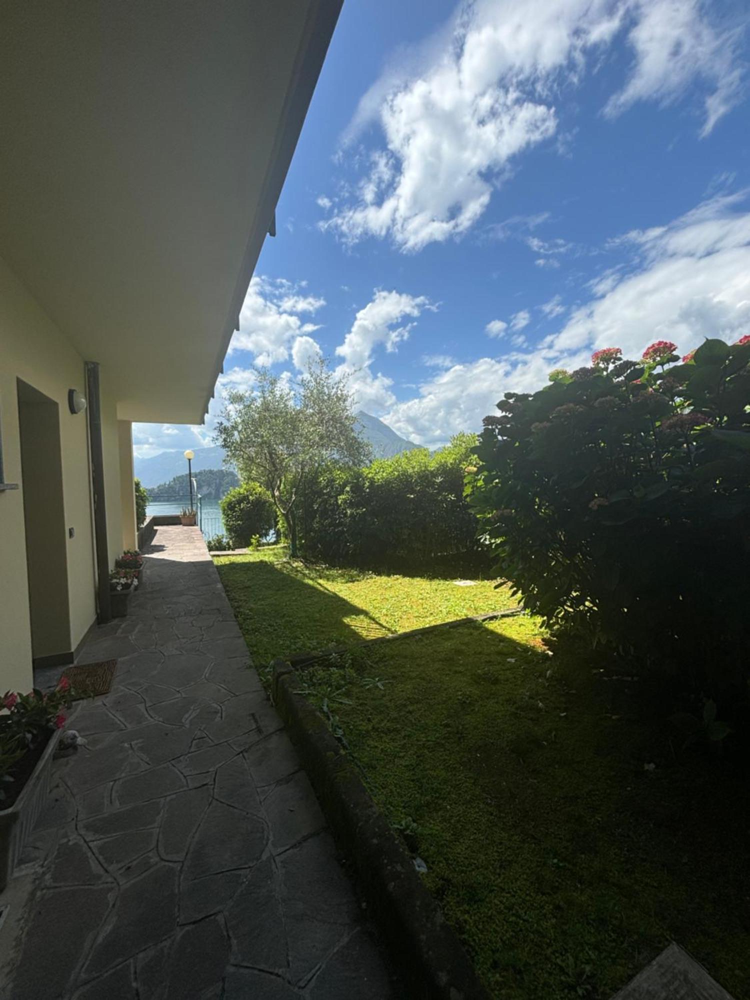 Ortensia Lake Como - Perfect For Couple And Pets Varenna Bagian luar foto